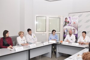 В областном онкодиспансере состоялся круглый стол по теме ВИЧ-инфекции у онкопациентов