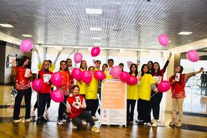 Всемирный месяц борьбы против рака груди: специалисты Самарского онкодиспансера провели профилактические осмотры для жительниц Самары