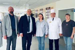 Рабочая группа специалистов «НМИЦ радиологии» Минздрава России и Самарского областного клинического онкологического диспансера посетила Кинель-Черкасскую районную больницу.