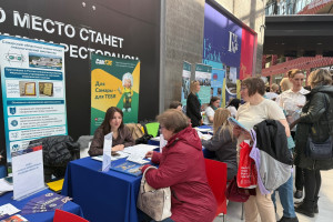 В Самаре прошёл региональный этап Всероссийской ярмарки трудоустройства «Работа России»